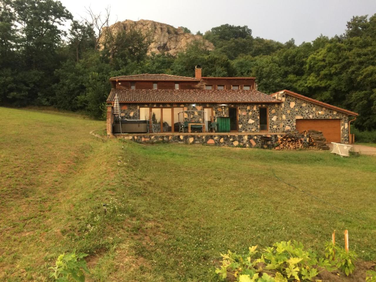 Old Stone Villa Obarok Buitenkant foto